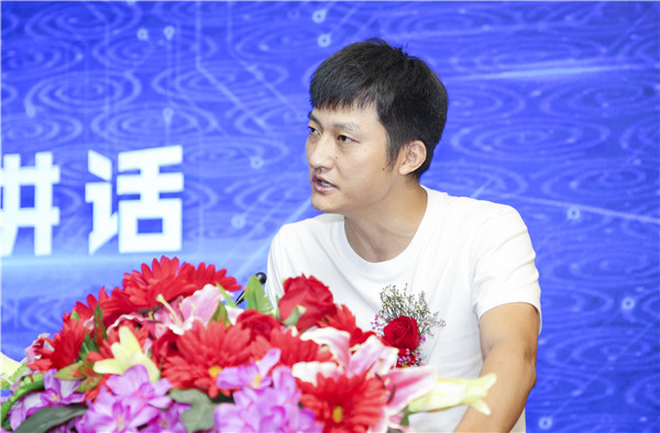 熱烈祝賀電子商務(wù)（全網(wǎng)新媒體)<a href=http://njxh.cn target=_blank class=infotextkey>專業(yè)</a>升級發(fā)布會暨新華淘寶大學(xué)青橙計劃啟動儀式圓滿落幕！