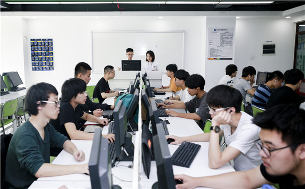 動漫游戲設(shè)計就業(yè)前景好嗎？薪資待遇怎么樣？