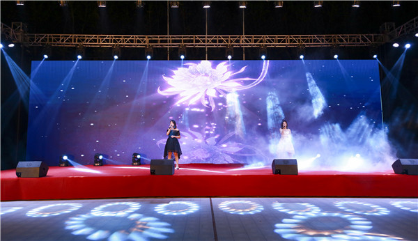 南京新華2019年新生開學(xué)典禮暨CEAC獎(jiǎng)學(xué)金頒獎(jiǎng)盛典隆重舉行！