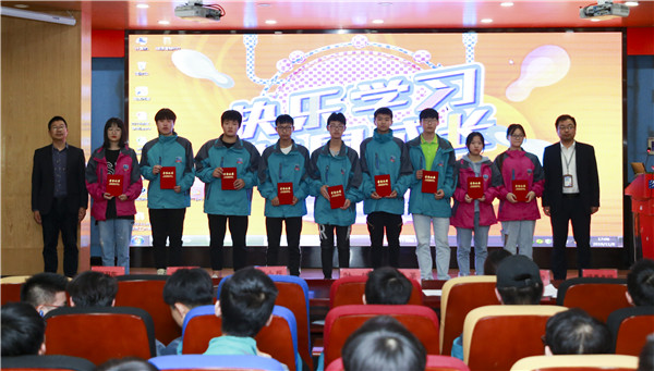 2019秋季新生階段課程結(jié)課答辯分享會(huì)圓滿落幕！