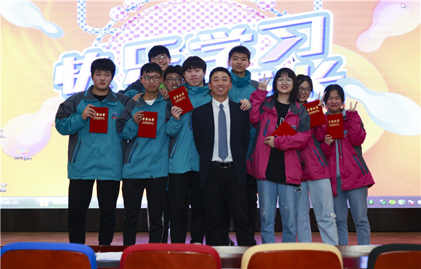 2019秋季新生階段課程結(jié)課答辯分享會(huì)圓滿落幕！