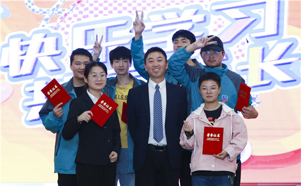 2019秋季新生階段課程結(jié)課答辯分享會(huì)圓滿落幕！