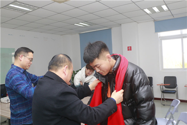 暖心回訪求職企業(yè)，心系學(xué)子服務(wù)終身!