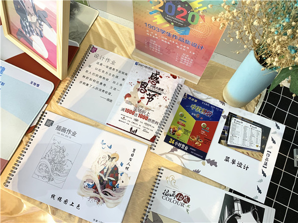 教學(xué)成果展示周，學(xué)子答辯各顯神通