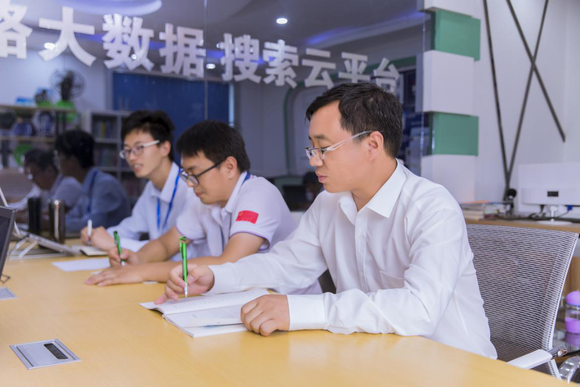 <a href=http://njxh.cn target=_blank class=infotextkey>專業(yè)</a>榜樣 | 砥礪前行 時代風(fēng)向！
