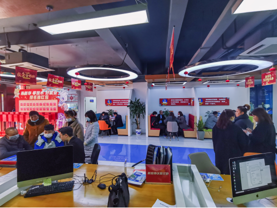 南京新華電腦專(zhuān)修學(xué)院330校園專(zhuān)場(chǎng)咨詢(xún)?nèi)栈顒?dòng)成功舉辦！