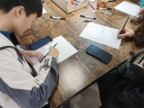 法治在我心，安全伴我行——南京新華法制安全繪畫(huà)大賽圓滿舉行