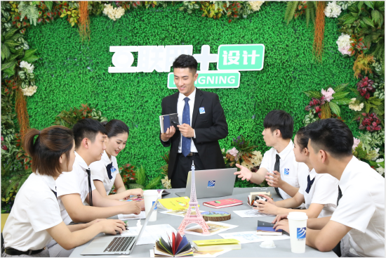 【媒體關(guān)注】職業(yè)教育教學(xué)“趕考”新時代，新華真實訓(xùn)品質(zhì)贏人