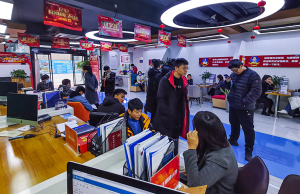 為什么總勸你來(lái)校實(shí)地考察？好學(xué)校不怕比較！