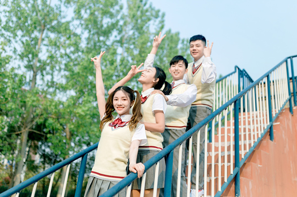 中國女足闖進亞洲杯決賽，滿滿的女性力量!