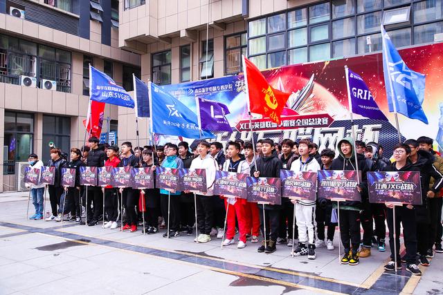理實結(jié)合，新華學子展現(xiàn)專業(yè)電競風采！